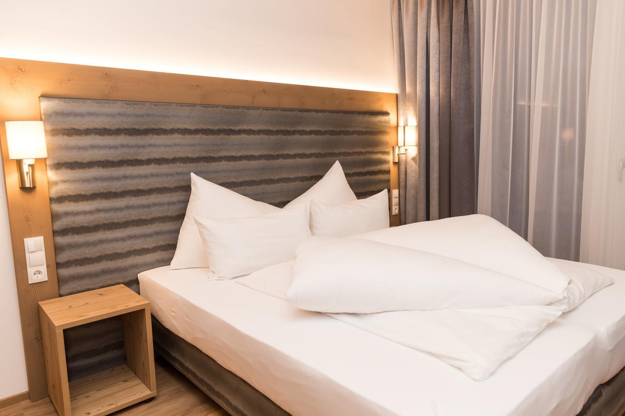 The Hotel 4*